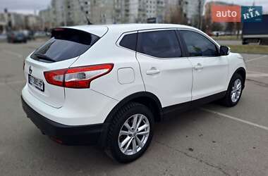 Внедорожник / Кроссовер Nissan Qashqai 2014 в Ивано-Франковске