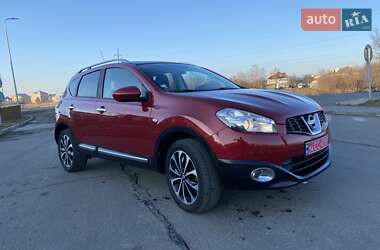 Внедорожник / Кроссовер Nissan Qashqai 2010 в 