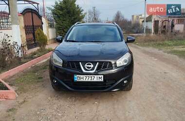 Внедорожник / Кроссовер Nissan Qashqai 2011 в 