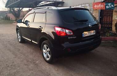 Внедорожник / Кроссовер Nissan Qashqai 2011 в 
