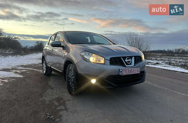 Внедорожник / Кроссовер Nissan Qashqai 2011 в Житомире