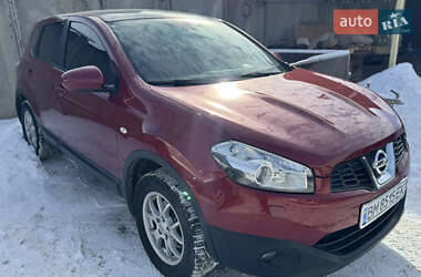 Внедорожник / Кроссовер Nissan Qashqai 2010 в Сумах