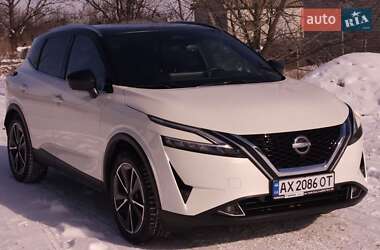 Позашляховик / Кросовер Nissan Qashqai 2023 в 