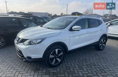 Внедорожник / Кроссовер Nissan Qashqai 2015 в Черкассах