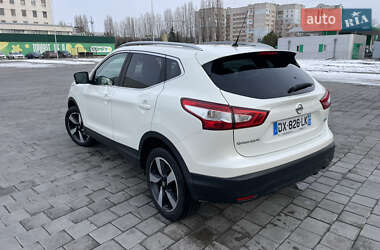 Внедорожник / Кроссовер Nissan Qashqai 2015 в Черкассах