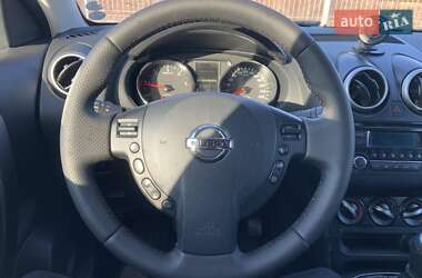 Позашляховик / Кросовер Nissan Qashqai 2013 в Хусті