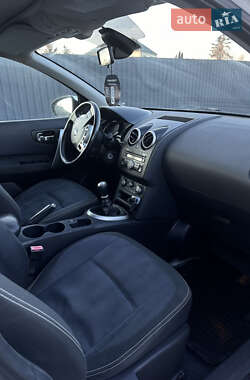 Внедорожник / Кроссовер Nissan Qashqai 2010 в 