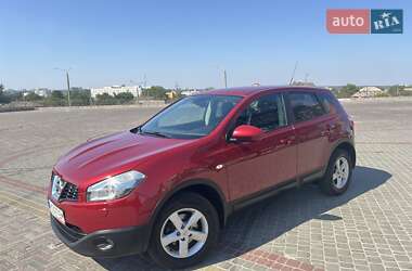 Позашляховик / Кросовер Nissan Qashqai 2010 в Києві