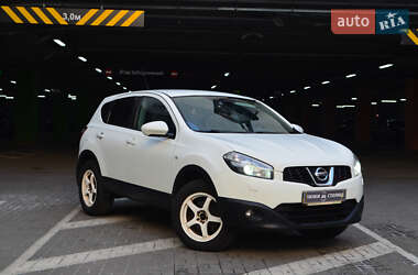 Позашляховик / Кросовер Nissan Qashqai 2011 в Києві