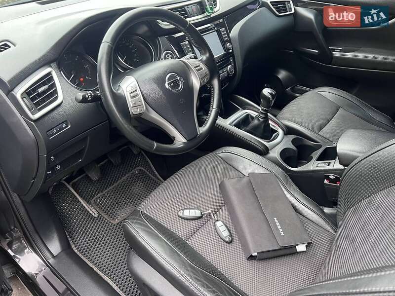 Позашляховик / Кросовер Nissan Qashqai 2014 в Рокитному