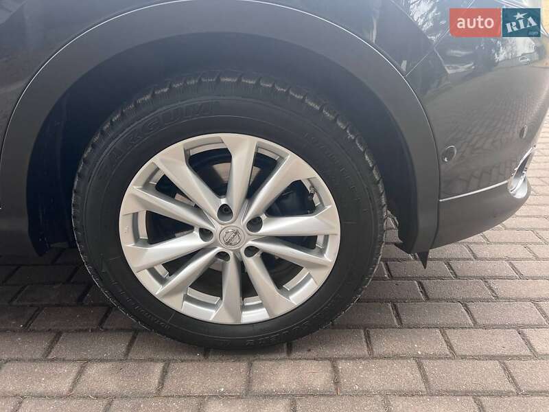 Позашляховик / Кросовер Nissan Qashqai 2014 в Рокитному