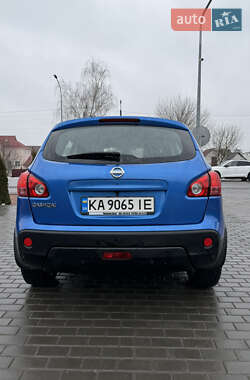 Позашляховик / Кросовер Nissan Qashqai 2007 в Києві