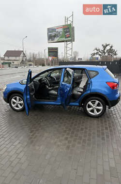 Позашляховик / Кросовер Nissan Qashqai 2007 в Києві