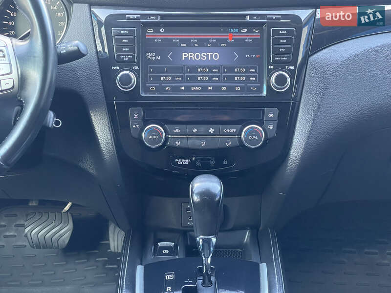 Позашляховик / Кросовер Nissan Qashqai 2014 в Одесі