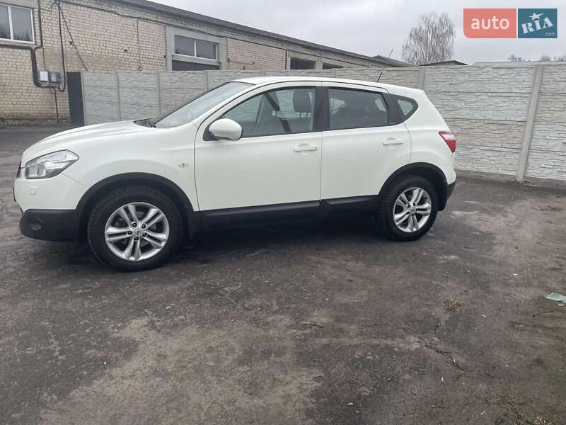 Внедорожник / Кроссовер Nissan Qashqai 2011 в Радивилове