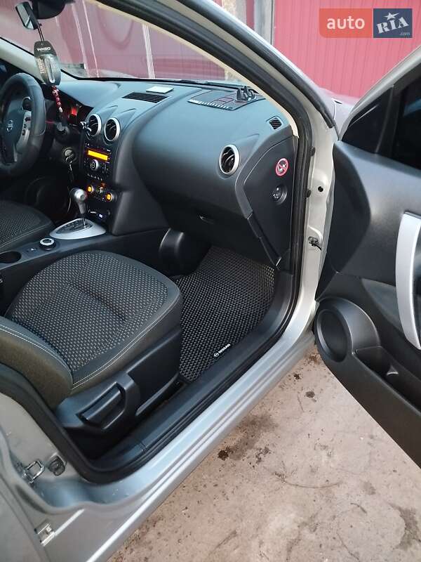 Внедорожник / Кроссовер Nissan Qashqai 2007 в Городне