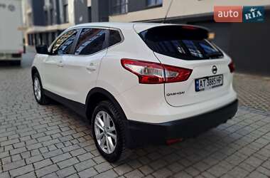 Внедорожник / Кроссовер Nissan Qashqai 2014 в 
