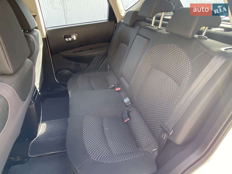 Внедорожник / Кроссовер Nissan Qashqai 2009 в Львове