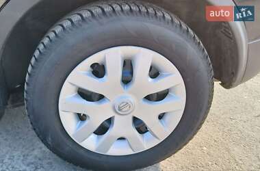 Внедорожник / Кроссовер Nissan Qashqai 2011 в 