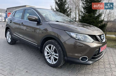 Позашляховик / Кросовер Nissan Qashqai 2014 в Луцьку