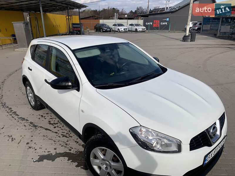 Позашляховик / Кросовер Nissan Qashqai 2011 в Шепетівці