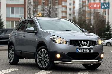 Внедорожник / Кроссовер Nissan Qashqai 2010 в Ивано-Франковске