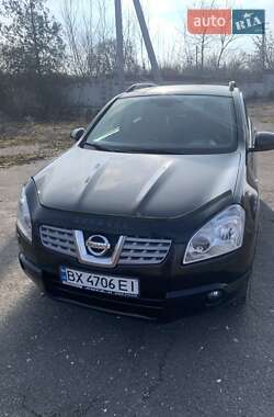 Позашляховик / Кросовер Nissan Qashqai 2008 в Волочиську