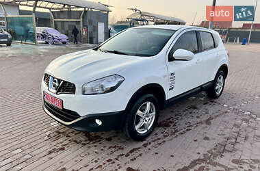 Внедорожник / Кроссовер Nissan Qashqai 2012 в Сарнах