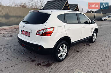 Внедорожник / Кроссовер Nissan Qashqai 2012 в Сарнах