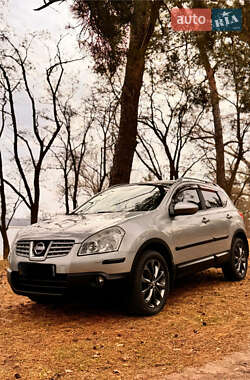 Внедорожник / Кроссовер Nissan Qashqai 2008 в 
