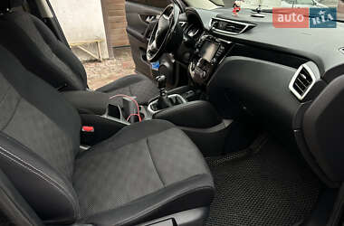 Внедорожник / Кроссовер Nissan Qashqai 2015 в 