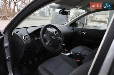 Позашляховик / Кросовер Nissan Qashqai 2011 в 