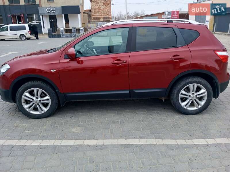 Внедорожник / Кроссовер Nissan Qashqai 2011 в Вижнице