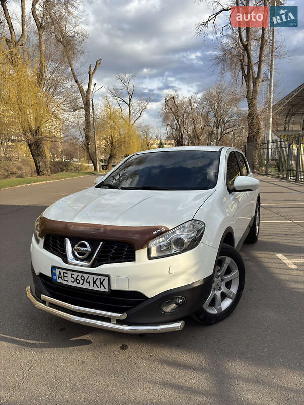 Внедорожник / Кроссовер Nissan Qashqai 2011 в Кривом Роге