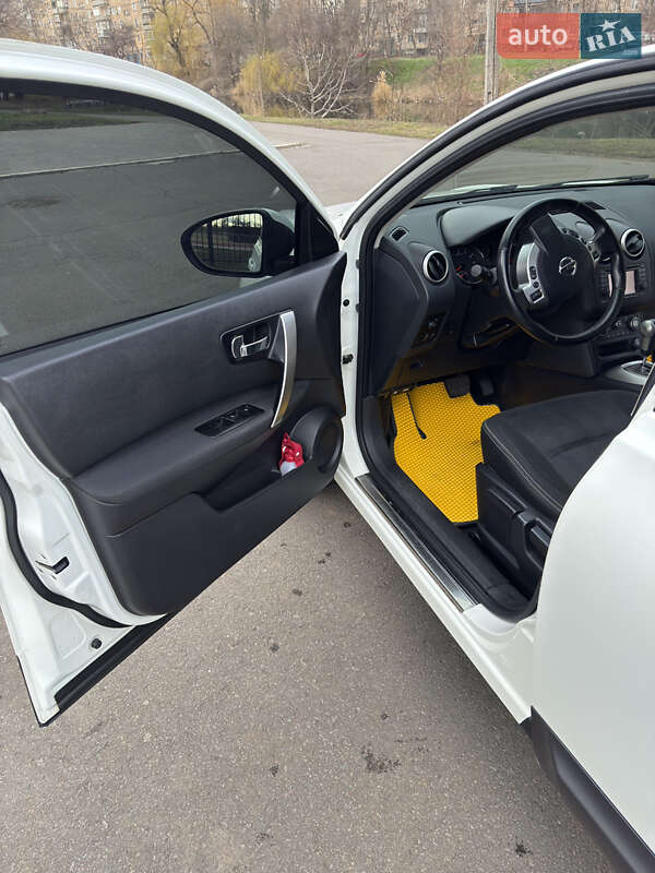 Позашляховик / Кросовер Nissan Qashqai 2011 в Кривому Розі фото 12 Позашляховик / Кросовер Nissan Qashqai 2011 в Кривому Розі