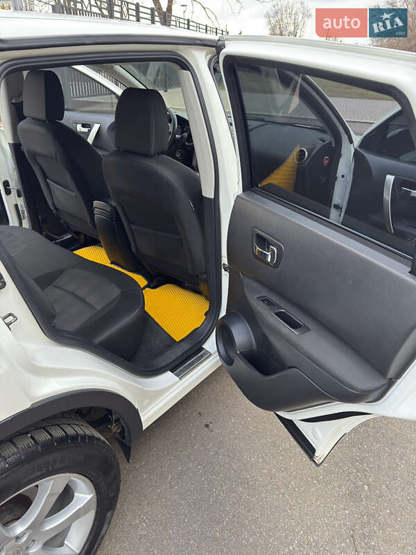 Позашляховик / Кросовер Nissan Qashqai 2011 в Кривому Розі фото 22 Позашляховик / Кросовер Nissan Qashqai 2011 в Кривому Розі