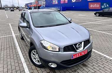 Позашляховик / Кросовер Nissan Qashqai 2011 в Нововолинську