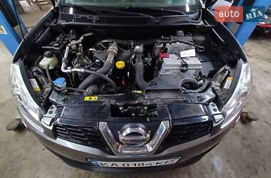 Внедорожник / Кроссовер Nissan Qashqai 2011 в 