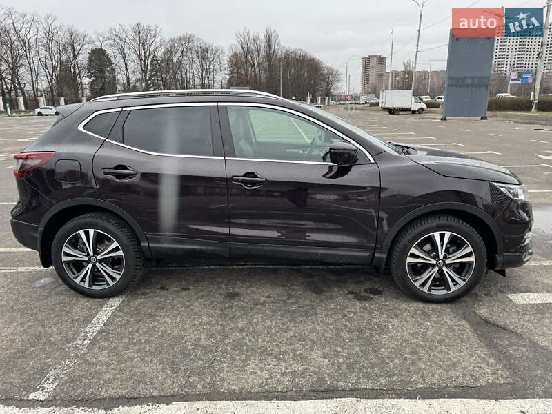 Позашляховик / Кросовер Nissan Qashqai 2020 в Києві