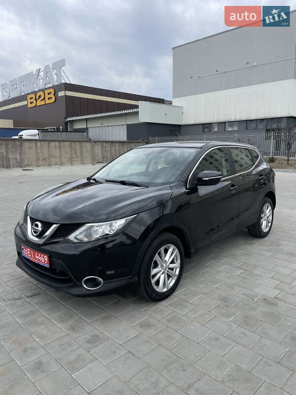 Позашляховик / Кросовер Nissan Qashqai 2015 в Черкасах