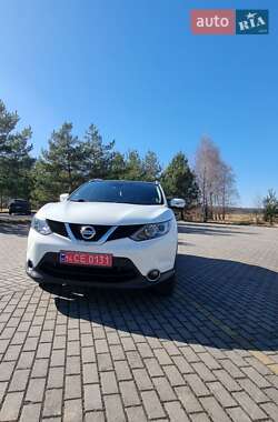 Внедорожник / Кроссовер Nissan Qashqai 2017 в 