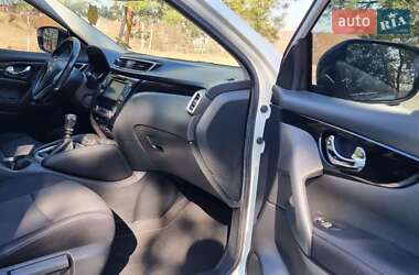Внедорожник / Кроссовер Nissan Qashqai 2017 в 