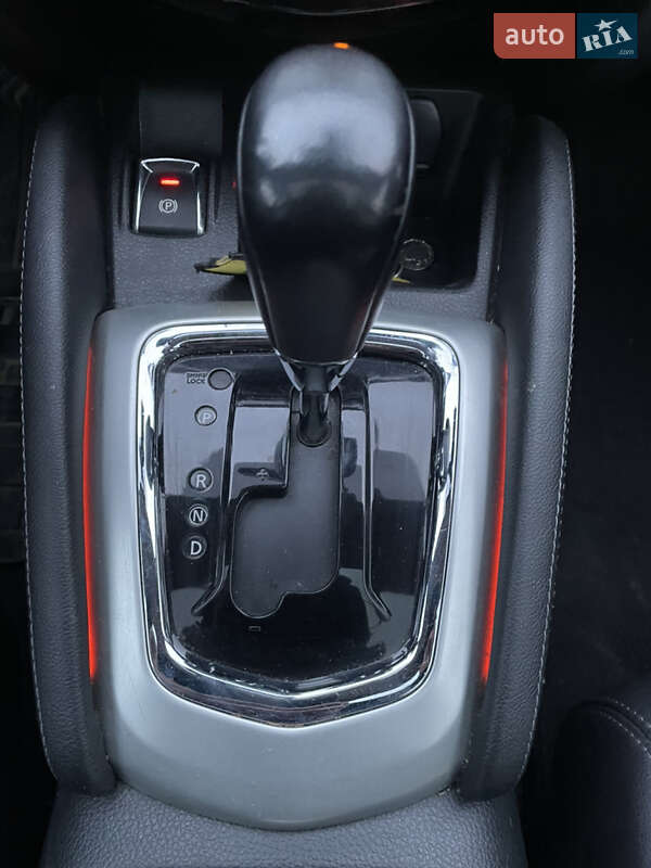 Внедорожник / Кроссовер Nissan Qashqai 2015 в Шумске фото 10 Внедорожник / Кроссовер Nissan Qashqai 2015 в Шумске