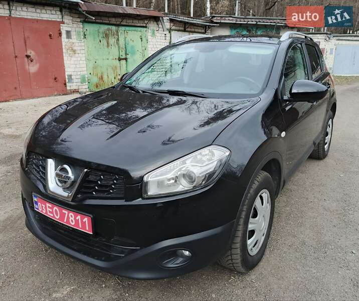 Внедорожник / Кроссовер Nissan Qashqai 2012 в Чернигове