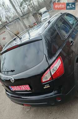 Позашляховик / Кросовер Nissan Qashqai 2012 в Чернігові