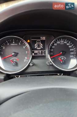 Внедорожник / Кроссовер Nissan Qashqai 2010 в 