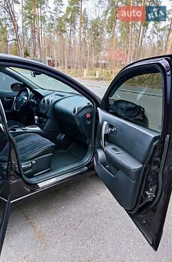 Внедорожник / Кроссовер Nissan Qashqai 2010 в 