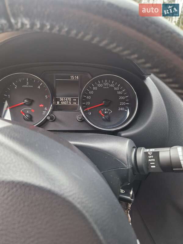 Внедорожник / Кроссовер Nissan Qashqai 2012 в Иршаве