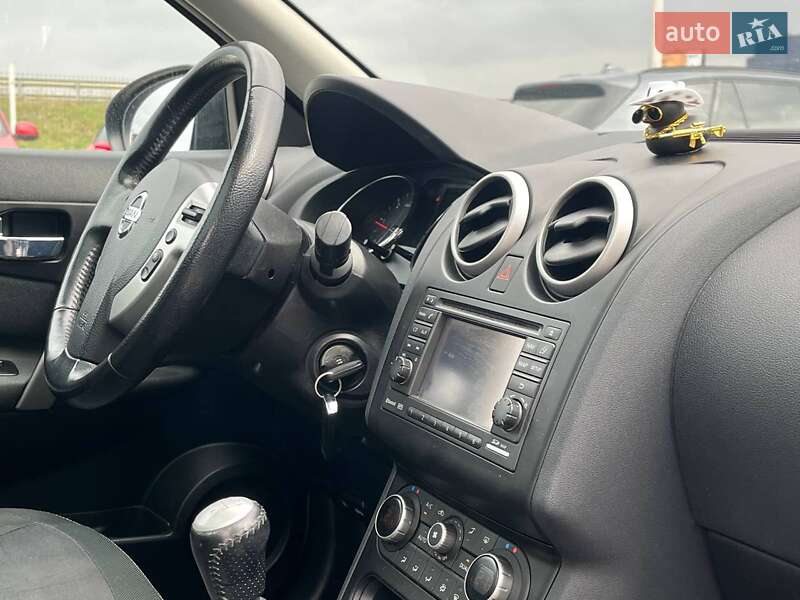 Позашляховик / Кросовер Nissan Qashqai 2012 в Львові