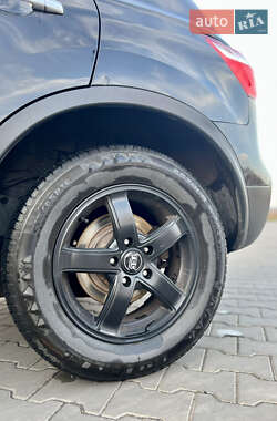 Внедорожник / Кроссовер Nissan Qashqai 2011 в 